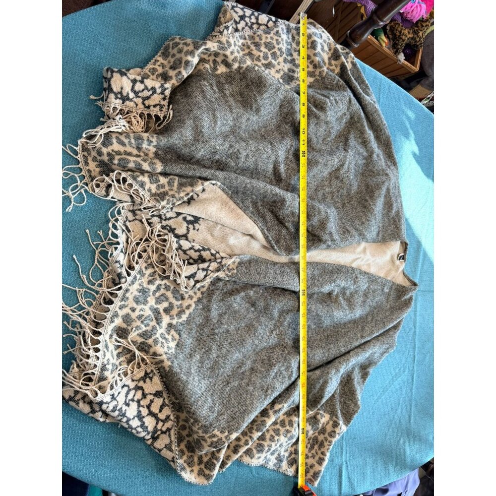 Apt. 9 Gray & Beige Leopard Print Poncho Wrap With Fringe One Size Soft Acrylic